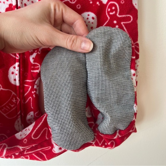 Red fleece holiday Christmas onesie pjs Kids One Piece Pajamas Set 3T girls boys - Picture 10 of 10